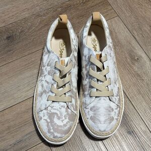 NWT Spenco Malibu 21 Sneakers
